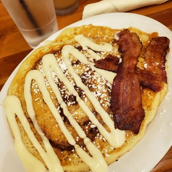Ruby Slipper Decatur - Cinnamon Swirl Pancakes with applewood smoked bacon. - Breakfast & Brunch Near Me - New Orleans, Louisiana
