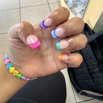 Jolie Nails - Nail Salons Near Me - Hutto, Texas