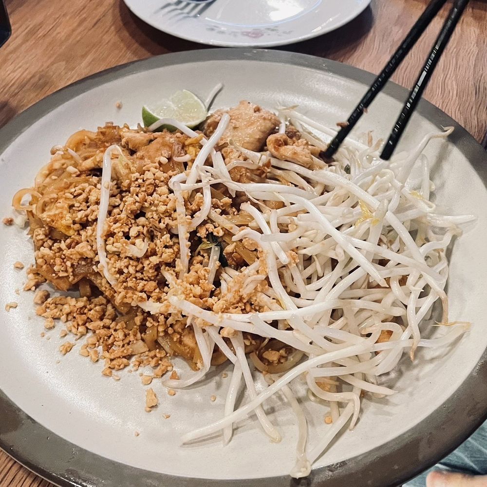 Paadee - Pad Thai - Thai Near Me - Portland, Oregon Paadee - Pad Thai - Thai Near Me - Portland, Oregon