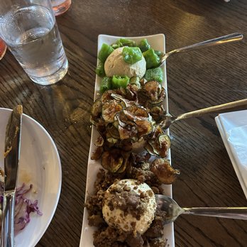 Mortar & Pestle - Hummus trio - Pakistani Near Me - St. Louis, Missouri Mortar & Pestle - Hummus trio - Pakistani Near Me - St. Louis, Missouri