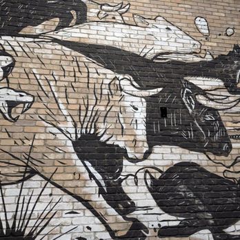 Desert Oak Barbecue - Mural indoor dining area - Barbeque Near Me - El Paso, Texas