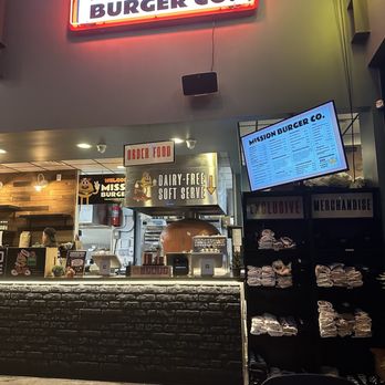 Mission Burger - Order Area - Burgers Near Me - Austin, Texas