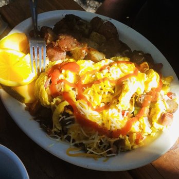 Silver Lake Resort Cafe - Cafes Near Me - June Lake, California