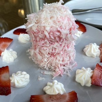 Icebox Cafe - Hallandale Beach - Coconut cream cake - excellent! - New American Near Me - Hallandale Beach, Florida