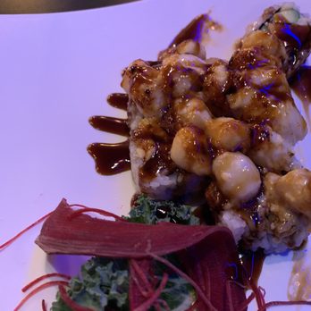 Shoyu Sushi - Baked Scallop roll - Sushi Bars Near Me - Bakersfield, California Shoyu Sushi - Baked Scallop roll - Sushi Bars Near Me - Bakersfield, California