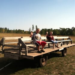 Uncle Bernies Campground - People carrier for inner tubing!