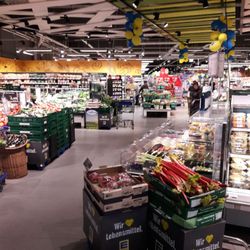 EDEKA Center Cramer - Obst- und Gemüseabteilung