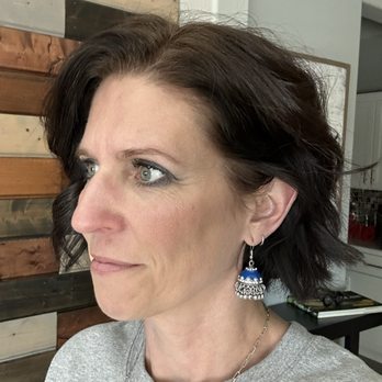 Shadowz Salon - Chin Length Bob - Hair Salons Near Me - Gilbert, Arizona