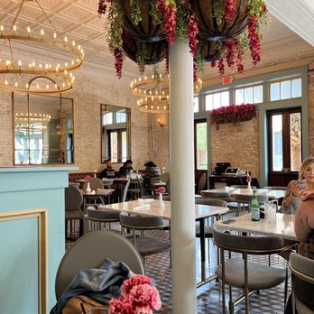 Morning Glory - Dinning area. - Breakfast & Brunch Near Me - Brownsville, Texas