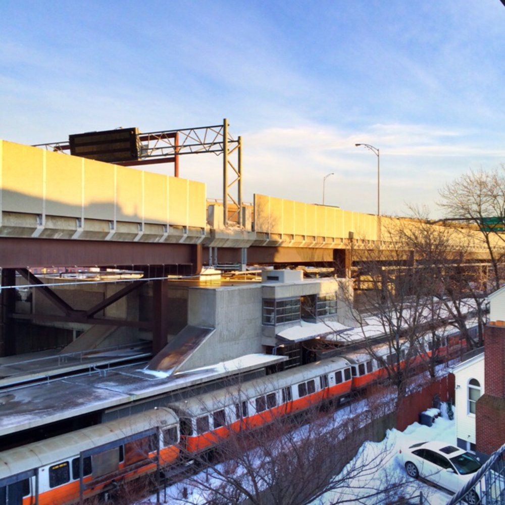 Mezzo Design - Sunset on Sullivan Station - Apartments Near Me - Charlestown, Massachusetts