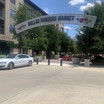 Dallas Farmers Market's longstanding produce role photo 2