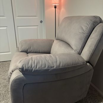 Low Cost Furniture Outlet - Electrical recliner with charger - Furniture Stores Near Me - Moreno Valley, California Low Cost Furniture Outlet - Electrical recliner with charger - Furniture Stores Near Me - Moreno Valley, California