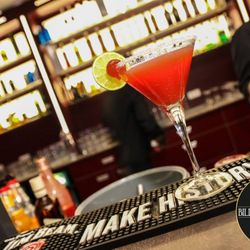B7 Billard & Cocktails