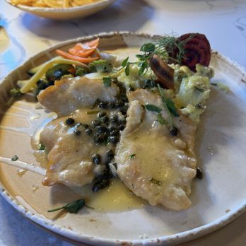 Mia Restaurant & Bar - Italian Near Me - Roseville, California