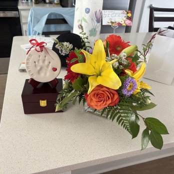 August Lily Florist - Flowers delivered - Florists Near Me - Monroe, North Carolina