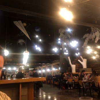 Backyard Pizza and Raw Bar - Inside - Pizza Near Me - Huntington, West Virginia Backyard Pizza and Raw Bar - Inside - Pizza Near Me - Huntington, West Virginia