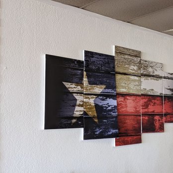 Alex's Pizza Pasta Subs - Wall decor - Italian Near Me - Granbury, Texas Alex's Pizza Pasta Subs - Wall decor - Italian Near Me - Granbury, Texas