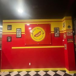 Cruz-Missile Hot Dogs & Pinchos