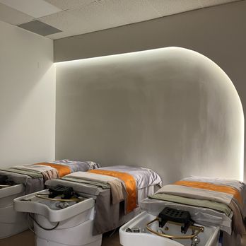 Bliss Head Spa - Room 3 - Reflexology Near Me - Mississauga, Ontario