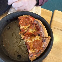 Monical's Pizza - Pan pizza