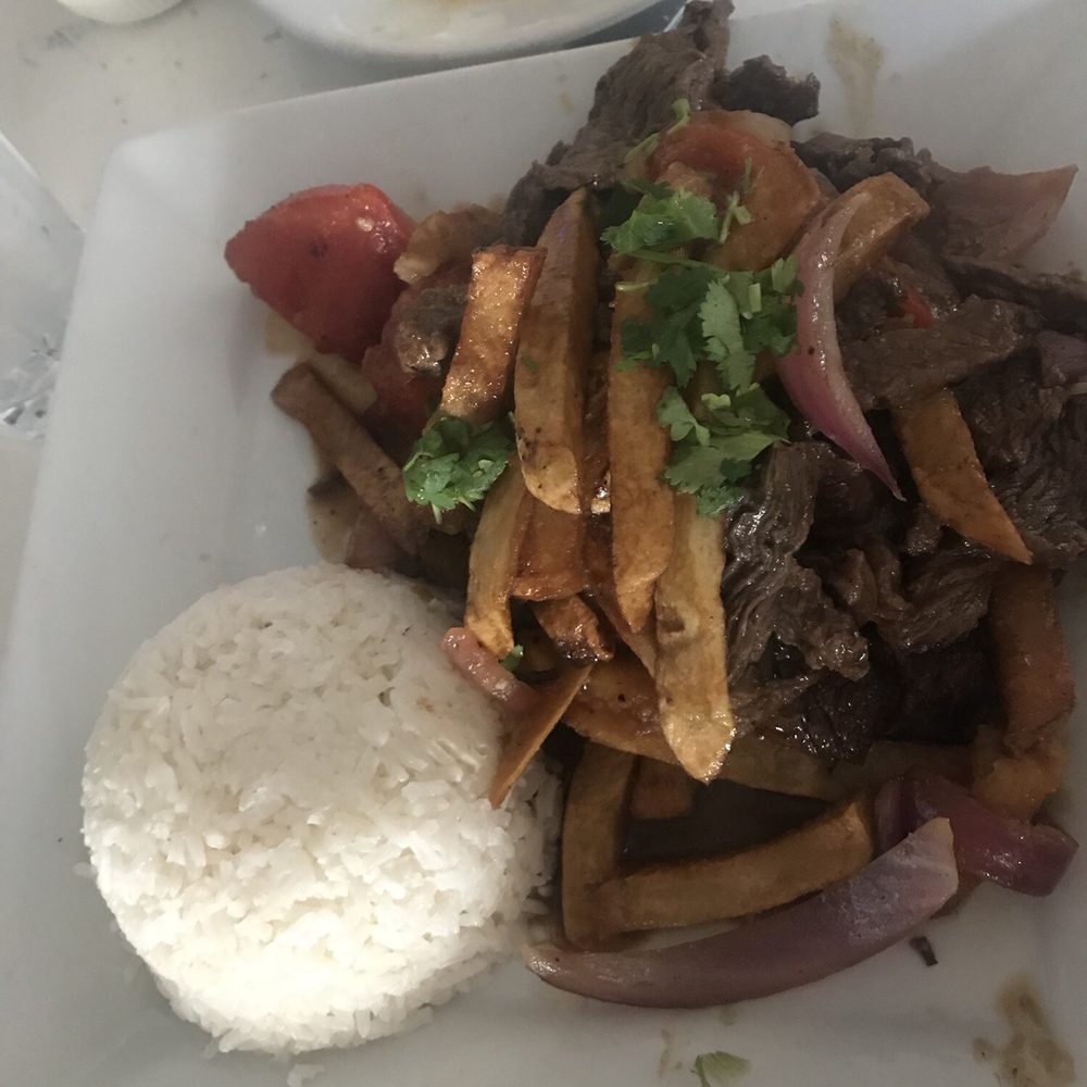 Mamita Peruvian Restaurant - Lomo saltado - Peruvian Near Me - Glendale, California Mamita Peruvian Restaurant - Lomo saltado - Peruvian Near Me - Glendale, California