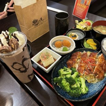 Yuu Japanese Tapas - Japanese Near Me - Richmond, British Columbia Yuu Japanese Tapas - Japanese Near Me - Richmond, British Columbia