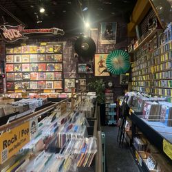 Vinyl Bay 777