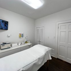 Sweet Peach Wax & Sugaring Studio - Clean