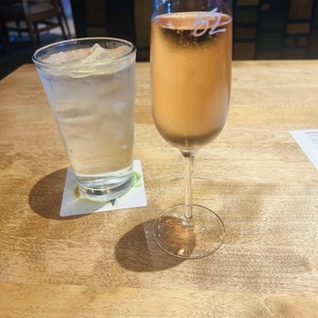 Seasons 52 - Jansz, Brut Ros-, Tasmania, Australia NV ...... so refreshing and truly a one and done drink. - New American Near Me - Jacksonville, Florida Seasons 52 - Jansz, Brut Ros-, Tasmania, Australia NV ...... so refreshing and truly a one and done drink. - New American Near Me - Jacksonville, Florida