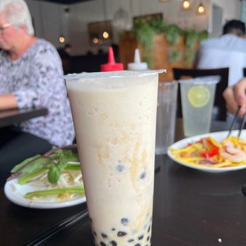 Pho Binh Minh Vietnamese Cuisine - Coconut bubble tea - Vietnamese Near Me - Hamilton, Ontario Pho Binh Minh Vietnamese Cuisine - Coconut bubble tea - Vietnamese Near Me - Hamilton, Ontario