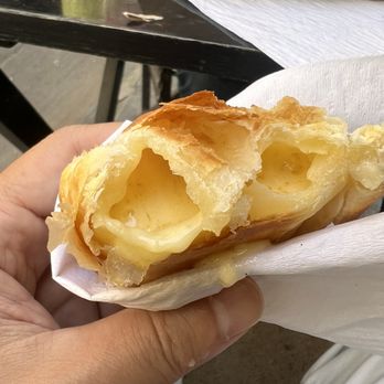 La Carlota - Cebolla y queso - Pizza Near Me - Buenos Aires, C La Carlota - Cebolla y queso - Pizza Near Me - Buenos Aires, C