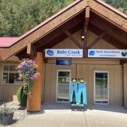 Ruby Creek Art Gallery - June 2024 Entrance to Ruby Creek Art Gallery