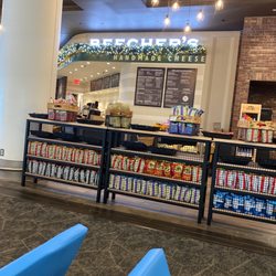 Beecher's Handmade Cheese - Joined restaurant w SweetLeaf