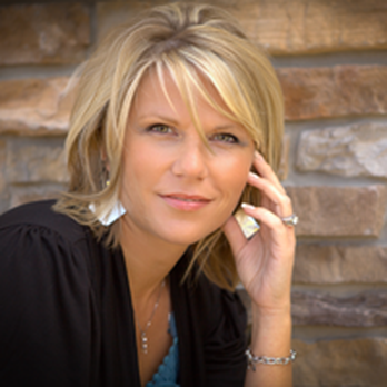 In-Style Salon - Hair Salons Near Me - Goshen, Indiana