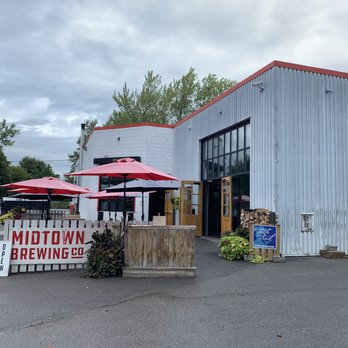 Midtown Brewing Company - Patio and front entrance - Breweries Near Me - Wellington, Ontario