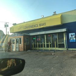 Deb’s Convenient Mart