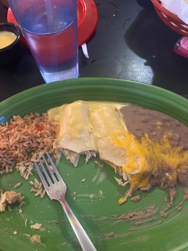 JALAPENOS Updated October 2024 15 Photos & 43 Reviews 117 McKinney St, Farmersville, Texas