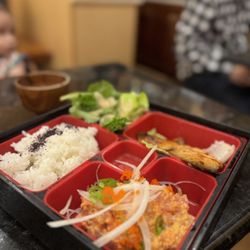 Teishoku - 2 choice combo with spicy ahi and miso salmon