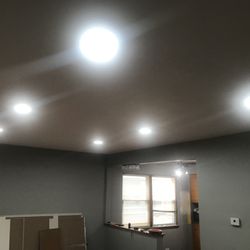 Rapid Electric - 6 (6") recessed lights connected to dimmer switch. Color changing.