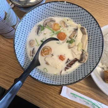 Miya - Tom Kha coconut soup w/ mushroom and chicken - Thai Near Me - Altadena, California Miya - Tom Kha coconut soup w/ mushroom and chicken - Thai Near Me - Altadena, California