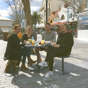 D Bowls - Thanks for coming guys. Thanks to the Sutherland Shire Council for the new tables and seats in Cronulla Mall, right in front of D.Bowls - Juice Bars & Smoothies Near Me - Cronulla, NSW