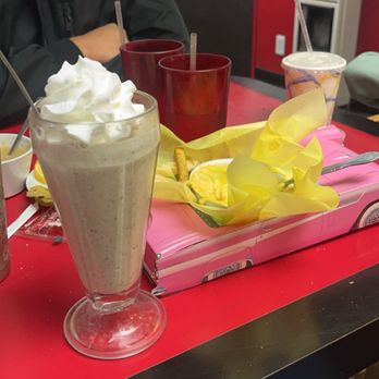 Cedar Glen Malt Shop - Cookies and cream milkshake - American Near Me - Cedar Glen, California