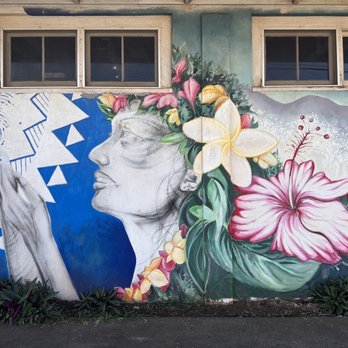 Kuau Store - Mural on right side of the building. - Grocery Near Me - Paia, Hawaii