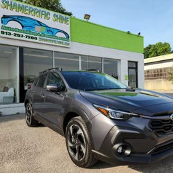 Ceramic coating applied to this vehicle. CARFAX warranty and amazing shine!