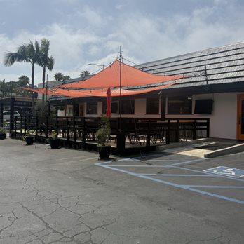Redondo Beach Grill - Outdoor dining area - American Near Me - Redondo Beach, California Redondo Beach Grill - Outdoor dining area - American Near Me - Redondo Beach, California