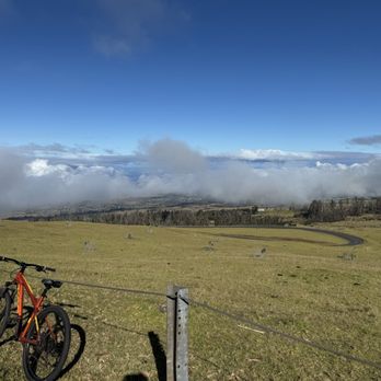 Bike Maui - Rest stop on Haleakala - Bike Rentals Near Me - Haiku, Hawaii