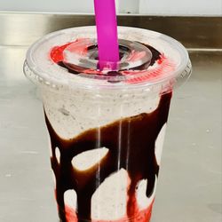 Seans Pop Shop - Chocolate strawberry shake