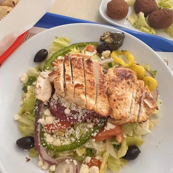 Mykonos Grill - Grilled Chicken Salad - Greek Near Me - Burlington, North Carolina