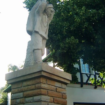 Sackträger-Brunnen - Funeral Services & Cemeteries Near Me - Herdecke, NW