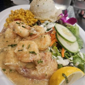Blue Water Shrimp - Garlic shrimp - Hawaiian Near Me - Honolulu, Hawaii